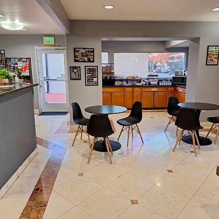 Portofino Inn Burbank Bagian luar foto